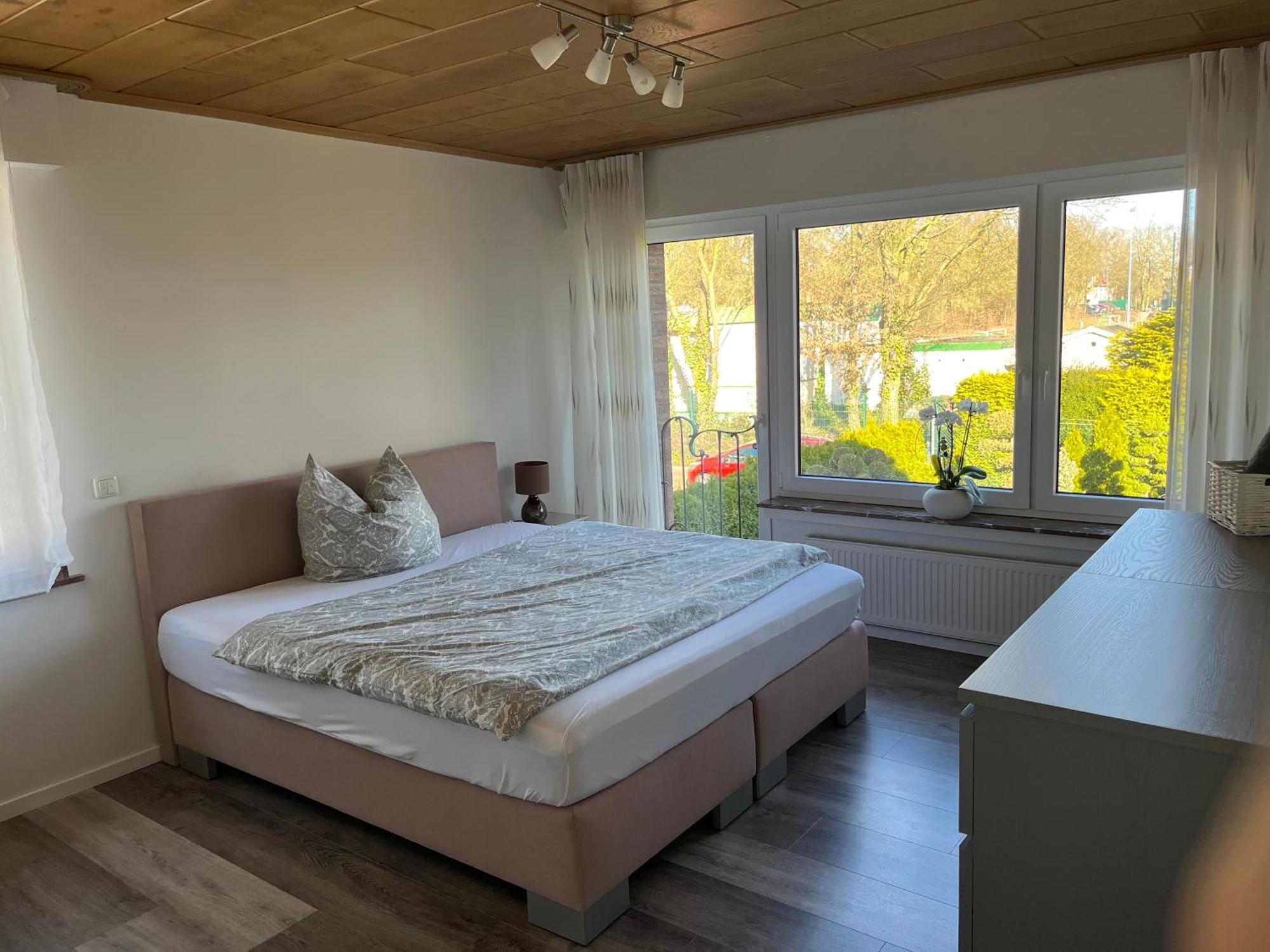 Voll Ausgestattetes In Bergkamen-oberaden Apartment